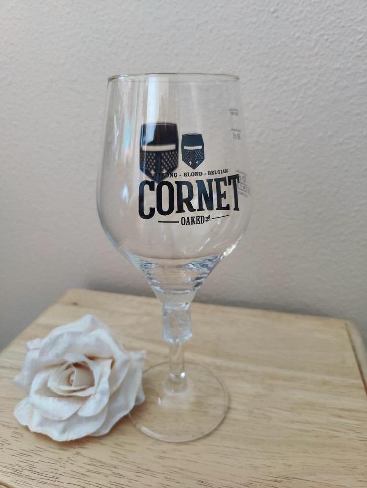 Super mooi groot bierglas van Cornet, Verzamelen, Glas en Borrelglaasjes, Zo goed als nieuw, Bierglas, Verzenden
