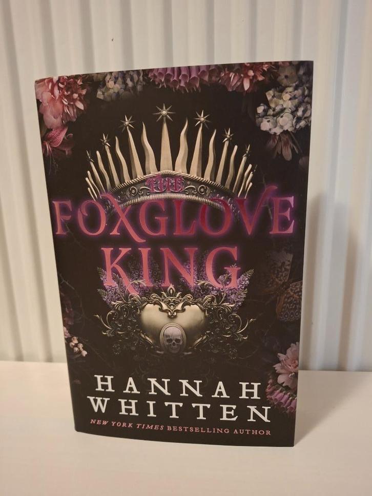 Foxglove King – Hannah Whitten (FairyLoot - The Nightshade C, Boeken, Fantasy, Zo goed als nieuw, Verzenden