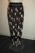 The Kooples maxi rok bloemen print fijne plooitjes Als Nieuw, Kleding | Dames, Rokken, Verzenden, Zwart, The kooples, Zo goed als nieuw