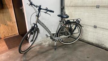 Giant ambition 28” damesfiets beschikbaar voor biedingen