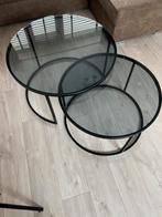 2 Zwarte Stalen/Glazen Salontafels, Huis en Inrichting, Tafels | Salontafels, Ophalen, Rond, 50 tot 100 cm, Minder dan 50 cm