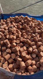 Hout briketten voor kachel, vuurschaal of openhaard, Minder dan 3 m³, Ophalen, Overige houtsoorten