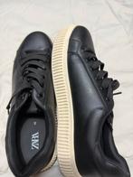 Zara Sneakers Zwart Maat 45 - Zo goed als nieuw!, Ophalen of Verzenden, Zo goed als nieuw, Zwart, Sneakers of Gympen