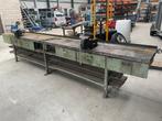Grote stalen werkbank met grote bankschroef en stopcontact, Doe-het-zelf en Verbouw, Werkbanken, Ophalen, Zo goed als nieuw, 170 cm of meer