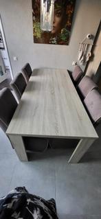 Mooie eettafel met 6 stoelen op draai wielen, Huis en Inrichting, Complete eetkamers, Ophalen, Gebruikt