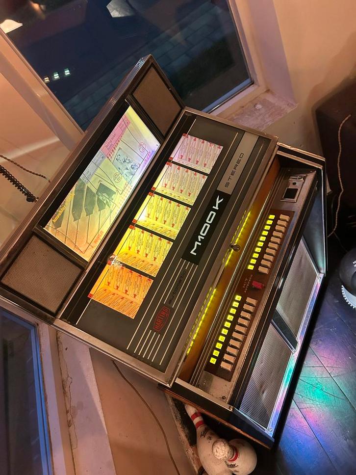 Harting M100K jukebox, Verzamelen, Automaten | Jukeboxen, Gebruikt, Overige merken, 1960 tot 1970, Ophalen