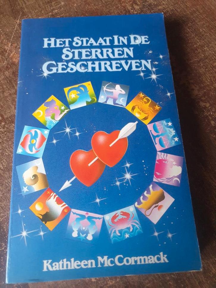 Het staat in de sterren geschreven - Astrologie boek, Boeken, Esoterie en Spiritualiteit, Zo goed als nieuw, Instructieboek, Astrologie