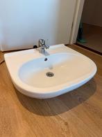Villeroy & boch wastafel met kraan, Huis en Inrichting, Badkamer | Badkamermeubels, Ophalen, 50 tot 100 cm, Zo goed als nieuw