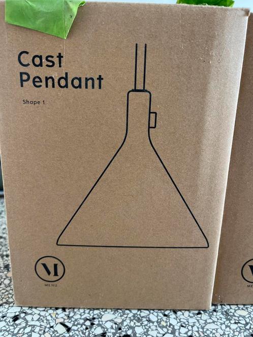 3x Menu Cast Pendant Shape 1 Hanglamp Nieuw, Huis en Inrichting, Lampen | Hanglampen, Nieuw, Minder dan 50 cm, Metaal, Ophalen of Verzenden