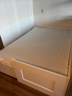 GRATIS BED INCL MATRAS, Huis en Inrichting, Tweepersoons, Zo goed als nieuw, 200 cm, Hout