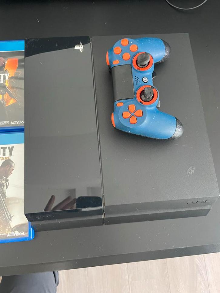 PS4 met Scuf Controller + Games!, Spelcomputers en Games, Spelcomputers | Sony PlayStation 4, Gebruikt, Original, 500 GB, Met 1 controller