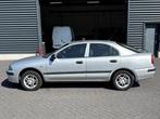 Mitsubishi Carisma 1.6 Classic , airco , trekhaak, Auto's, Mitsubishi, 4 cilinders, Bedrijf, Handgeschakeld, 99 pk