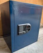 Bijzonder goede kluis en brandkast BurgWachter!, Ophalen, Zo goed als nieuw, Brandkast