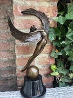 bronzen engel Icarus sculptuur op marmer, Antiek en Kunst, Ophalen of Verzenden