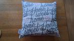Kussen met tekst, Ophalen of Verzenden, Gebruikt, Overige kleuren, Vierkant