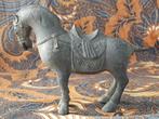 Mooi zwaar antiek Chinees brons beeldje van een paard 19 cm., Antiek en Kunst, Ophalen of Verzenden