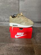 Nike Air Max 1 Premium Neutral Medium Olive | Maat 36.5, Nike, Ophalen of Verzenden, Groen, Sneakers of Gympen