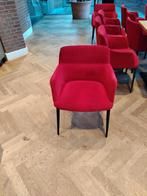 Mooie rode stoelen met stalen frame, Ophalen, Zo goed als nieuw, Stof, Vijf, Zes of meer stoelen