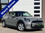 MINI Mini 1.5 Cooper Essential Trim Turbo 136 PK / Airco / N, Voorwielaandrijving, Gebruikt, Zwart, 4 stoelen