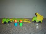 Vintage set auto met oplader, popjes., Kinderen en Baby's, Speelgoed | Fisher-Price, Ophalen of Verzenden, Zo goed als nieuw, Speelset
