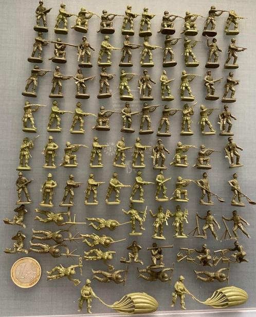 Mini Soldaatjes GROEN ? U.S. Paratroopers, Verzamelen, Poppetjes en Figuurtjes, Zo goed als nieuw, Ophalen