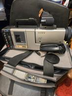 Sony video 8 pro ccd-v100e met kabels en lader, Audio, Tv en Foto, Videocamera's Analoog, Ophalen of Verzenden, Hi 8, Camera