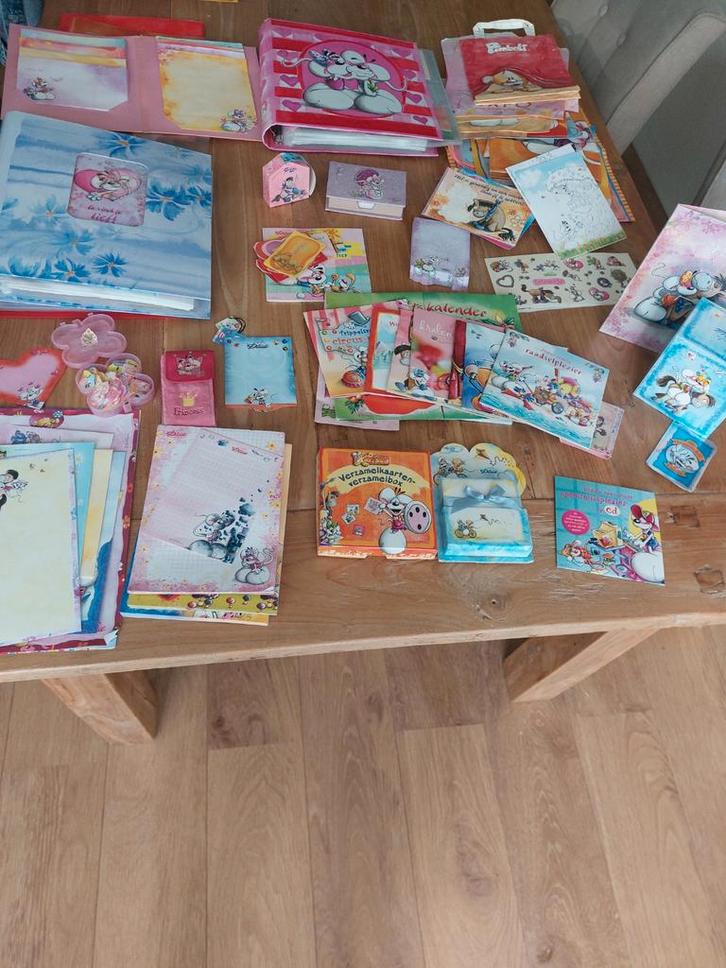 Grote Diddl Verzameling!, Hobby en Vrije tijd, Stickers en Plaatjes, Ophalen of Verzenden