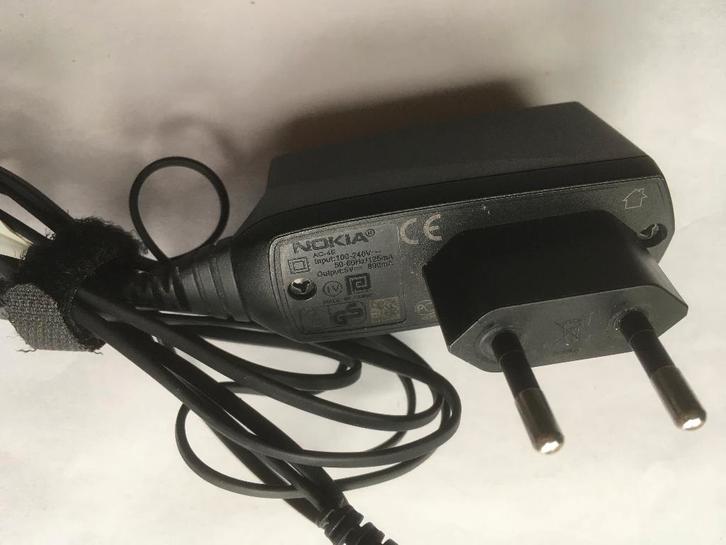 nokia AC-4E telefoon oplader adapter, Telecommunicatie, Mobiele telefoons | Telefoon-opladers, Nokia, Ophalen of Verzenden