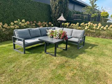 Zeer luxe aluminium hoekloungeset beschikbaar voor biedingen