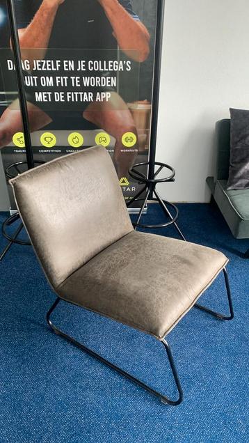 Grijze Loungestoel - Amper Gebruikt beschikbaar voor biedingen
