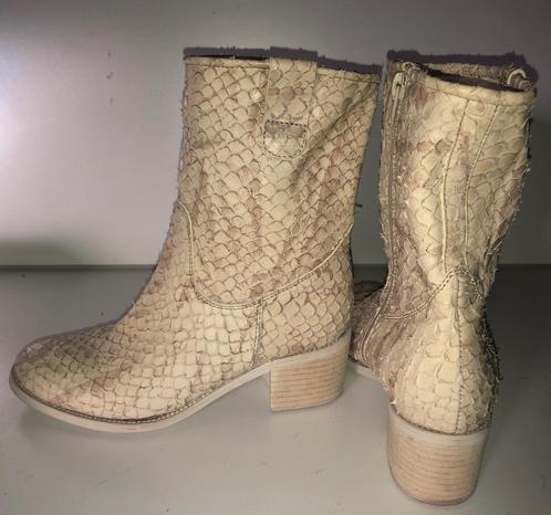 Paul noyen enkel laarsjes mt 36 izgst, Kleding | Dames, Schoenen, Zo goed als nieuw, Lage of Enkellaarzen, Overige kleuren, Ophalen