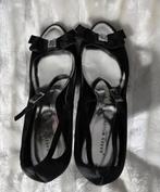 Zwarte satijnen stiletto peep toes van Karen Millen, Verzenden, Zwart, Schoenen met hoge hakken, Gedragen