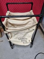 Retro wasmand. Steigerbuizen., Ophalen, Zo goed als nieuw