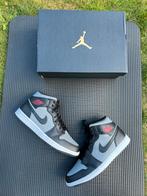 Nike Air Jordan 1 Mid Shadow Red  Maat 42, Zwart, Nieuw, Ophalen of Verzenden, Sneakers of Gympen