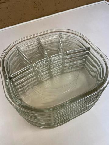 6 glazen fondue borden beschikbaar voor biedingen