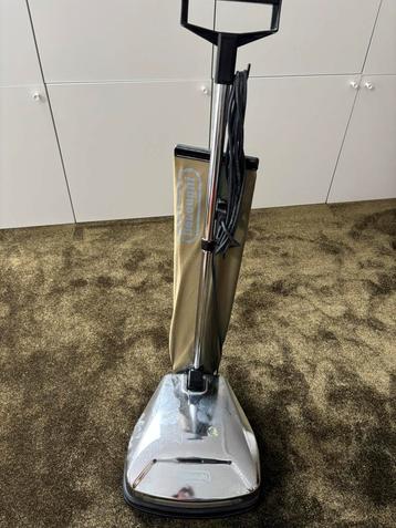 DeLonghi Boenmachine beschikbaar voor biedingen