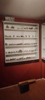 2 dezelfde vitrinekasten, Ophalen, 25 tot 50 cm, 100 tot 150 cm