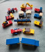 Lego auto / vrachtwagen / traktor / aanhanger met race wagen, Kinderen en Baby's, Speelgoed | Duplo en Lego, Ophalen of Verzenden