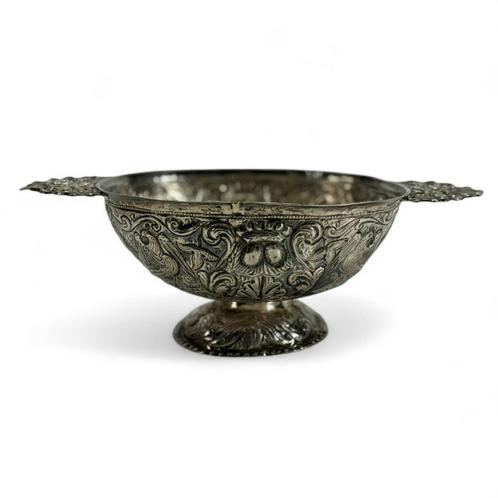 18e eeuwse zilveren brandewijnkom, Antiek en Kunst, Antiek | Goud en Zilver, Zilver, Ophalen of Verzenden
