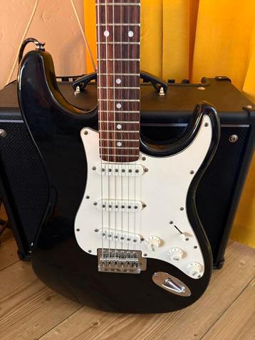 Starters set Fijn spelende Stratocaster met NUX Mighty 8BT beschikbaar voor biedingen