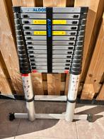 uitschuifbare ladder, Doe-het-zelf en Verbouw, Ladders en Trappen, Ophalen of Verzenden, Zo goed als nieuw, Ladder, Opvouwbaar of Inschuifbaar