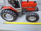 Modeltractor Massey Ferguson ,ERTL made in USA in the USA, Hobby en Vrije tijd, Modelauto's | 1:32, Ophalen of Verzenden, Gebruikt