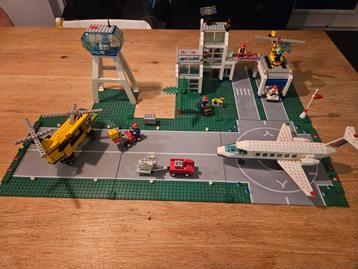 Lego city airport 10159 compleet  beschikbaar voor biedingen