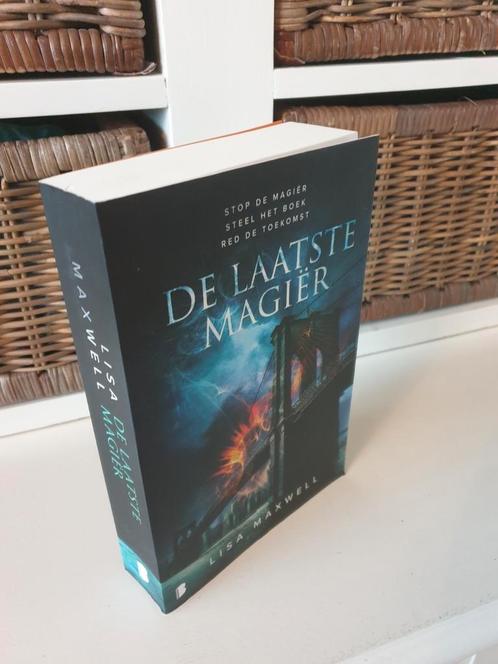 Lisa Maxwell - De laatste magiër, Boeken, Fantasy, Zo goed als nieuw, Ophalen of Verzenden