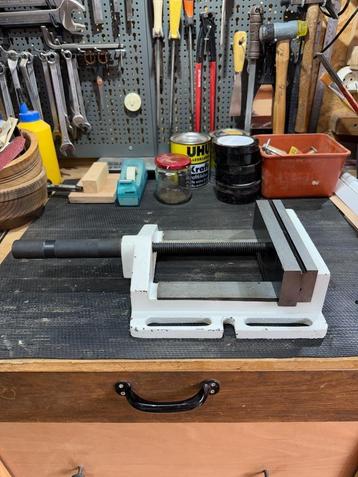 Machineklem Optimum 20 cm x 20 cm beschikbaar voor biedingen