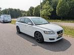 Volvo V50 2.4 140PK Geartronic Wit Rdesign, Auto's, Volvo, 74 €/maand, 1367 kg, 700 kg, Wit