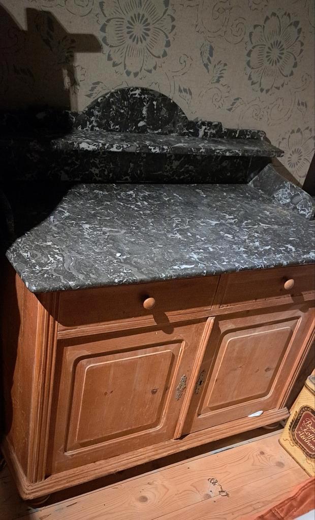 Oude commode kast / badkamer meubel, Huis en Inrichting, Kasten | Dressoirs, Gebruikt, 100 tot 150 cm, 25 tot 50 cm, Ophalen