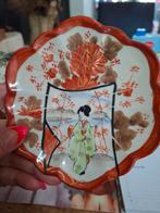 Antiek Japans Schoteltje met Geisha, Ophalen of Verzenden