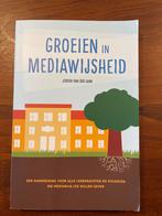 Jeroen van der Laan - Groeien in mediawijsheid, Ophalen of Verzenden, Zo goed als nieuw, Jeroen van der Laan