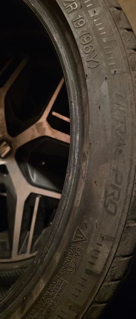 Goede banden , 235 40 19, vredestein ultrac pro, Auto-onderdelen, Banden en Velgen, 235 mm, Band(en), Zomerbanden, Ophalen